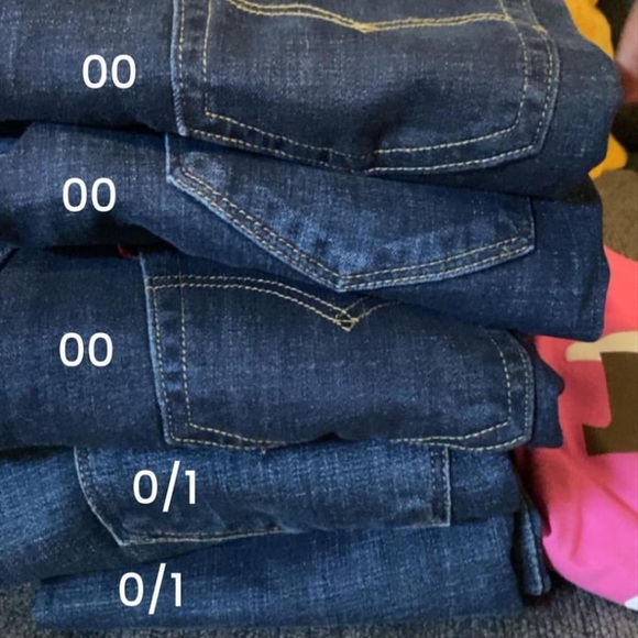 Levi’s - Picture 4 of 5